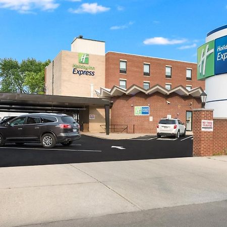 Holiday Inn Express - Columbus Downtown By Ihg Exterior foto